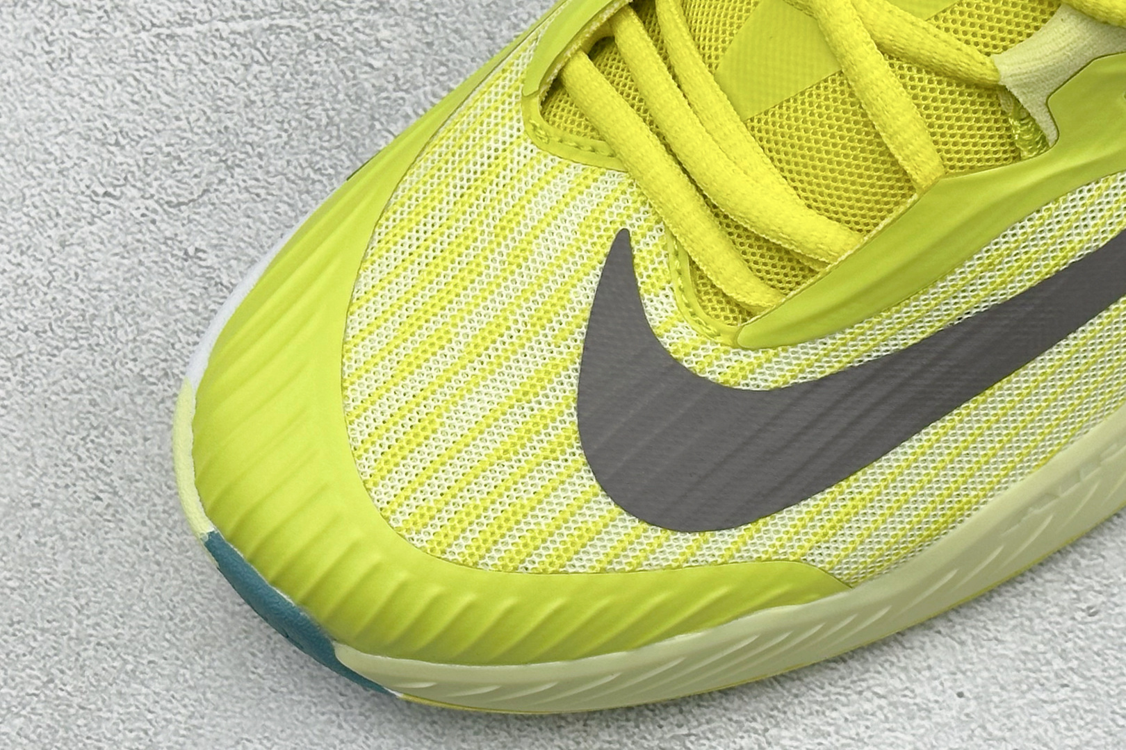Nike ZOOM VAPOR PRO 3 HC 舒适百搭减震低帮网球鞋 货号：HF7829-300 尺码：36-45 