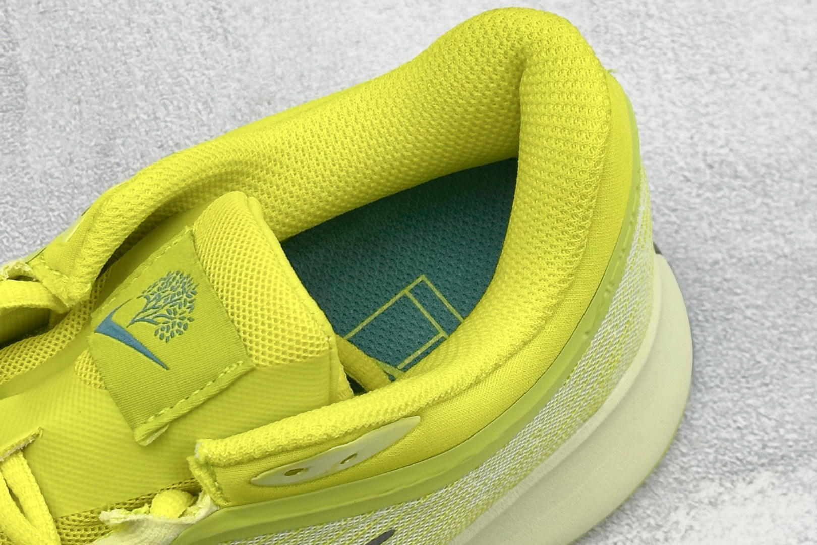 Nike ZOOM VAPOR PRO 3 HC 舒适百搭减震低帮网球鞋 货号：HF7829-300 尺码：36-45 