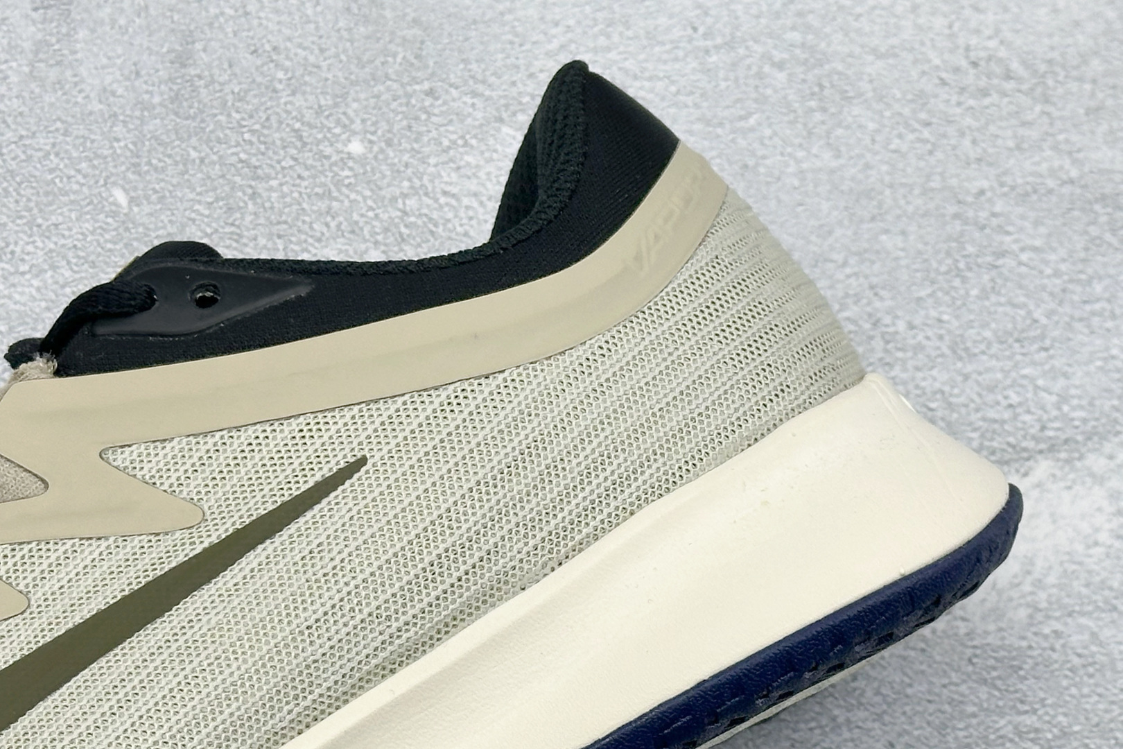 Nike ZOOM VAPOR PRO 3 HC 舒适百搭减震低帮网球鞋 货号：HV1483-200 尺码：36-45 