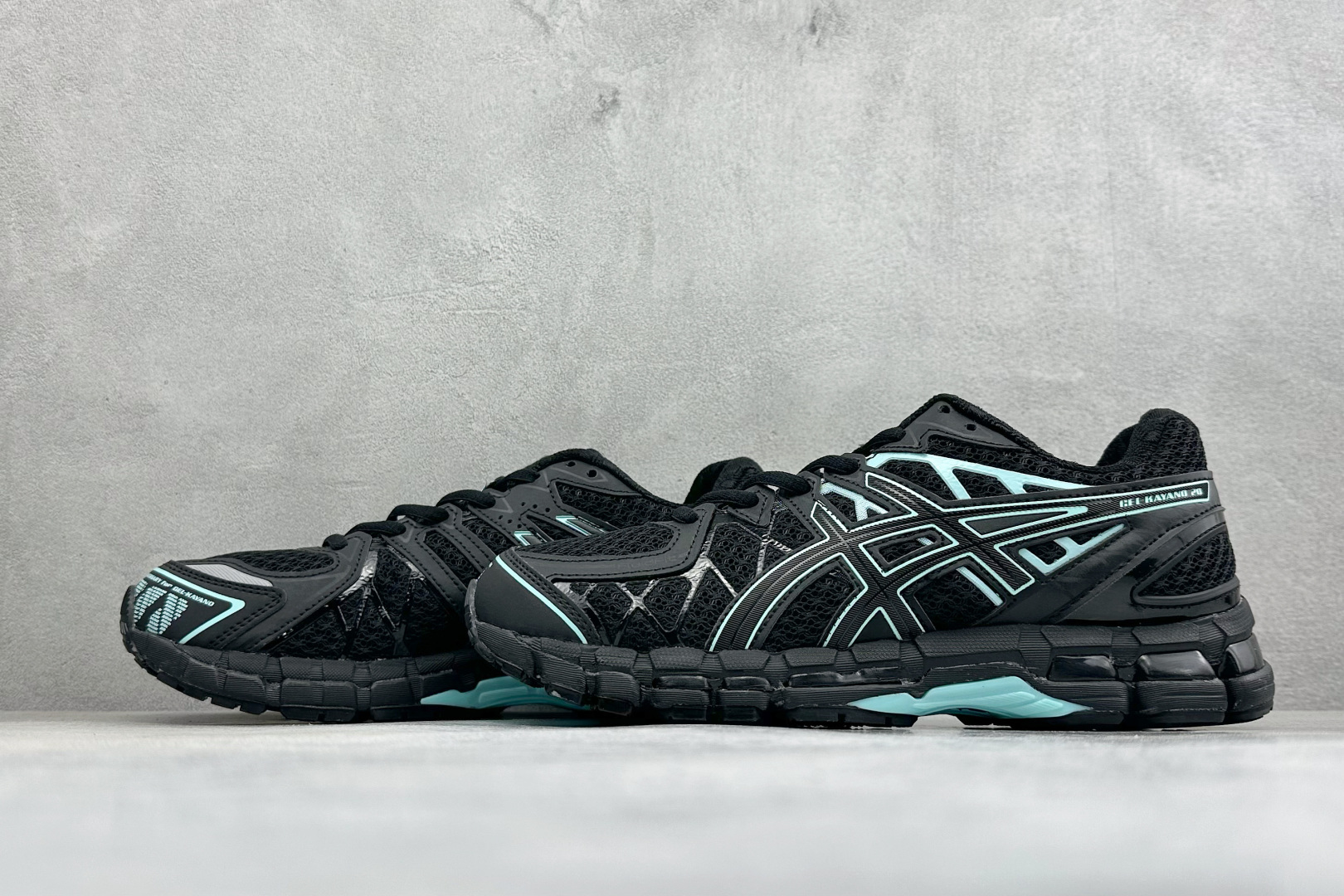 XR版Asics Gel-Kayano 20 亚瑟士 舒适百搭耐磨支撑透气 低帮跑步鞋 货号: 1203A388-028