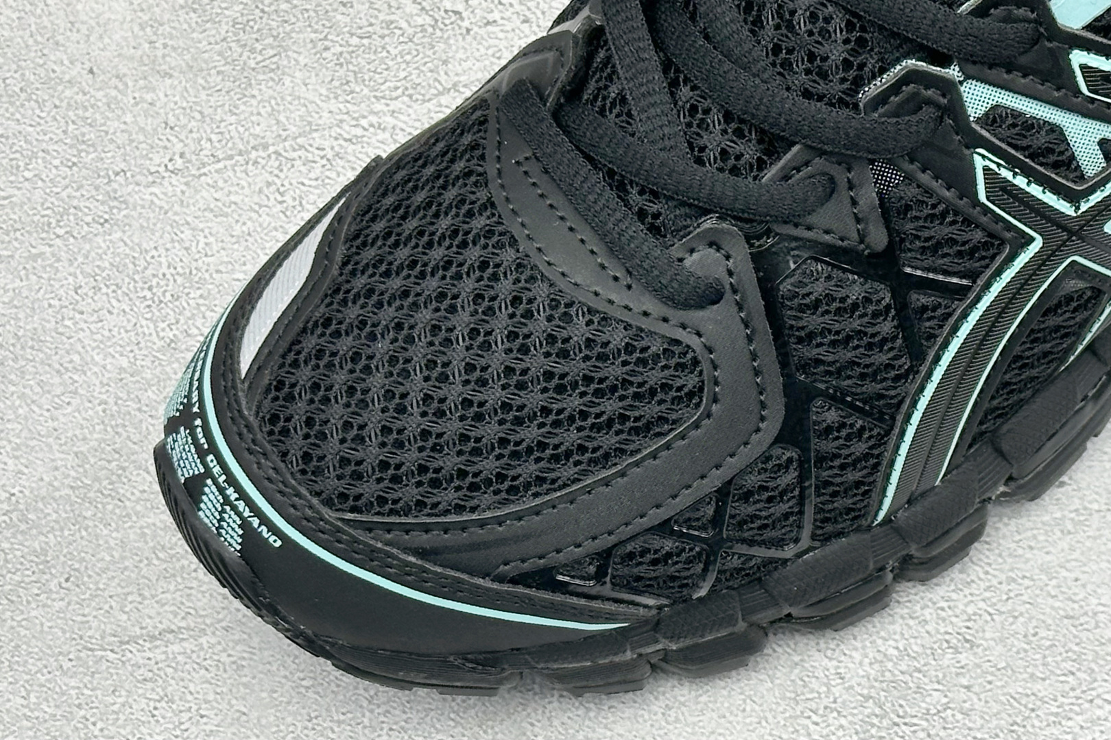 XR版Asics Gel-Kayano 20 亚瑟士 舒适百搭耐磨支撑透气 低帮跑步鞋 货号: 1203A388-028