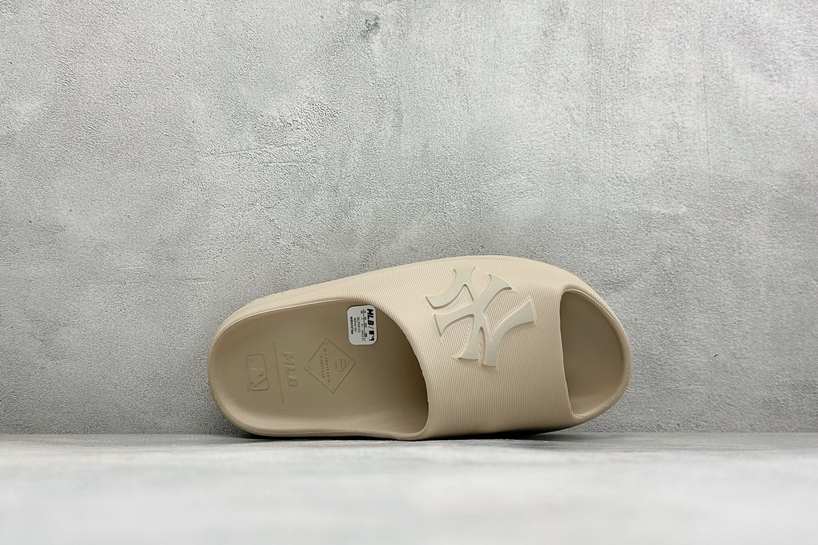 XB版MLB SKIPPER SLIDE 百搭舒适 防滑防磨一字拖鞋 货号: 3ALPS0153-50BGL 尺码：36