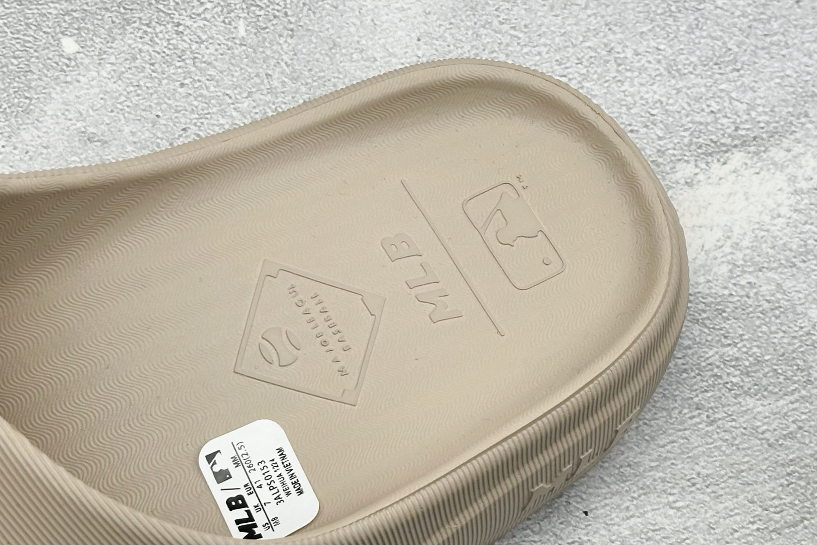 XB版MLB SKIPPER SLIDE 百搭舒适 防滑防磨一字拖鞋 货号: 3ALPS0153-50BGL 尺码：36