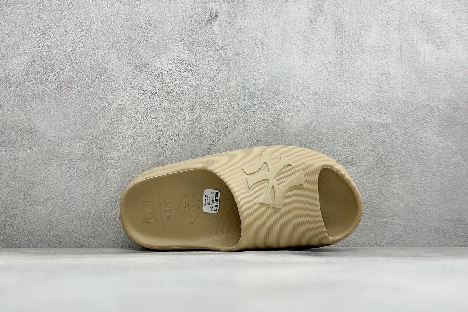 XB版MLB SKIPPER SLIDE 百搭舒适 防滑防磨一字拖鞋 货号: 3ALPS0153-50SAS 尺码：36