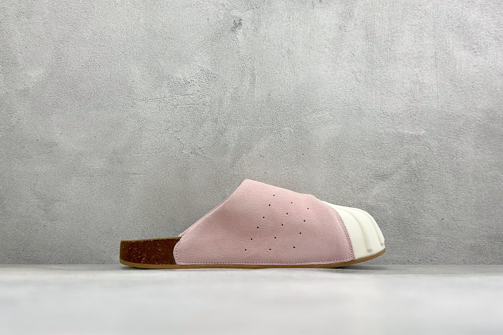HZ版Adidas originals Adimule 舒适百搭 防磨包头一脚蹬拖鞋 货号：LC0423 尺码：36-4