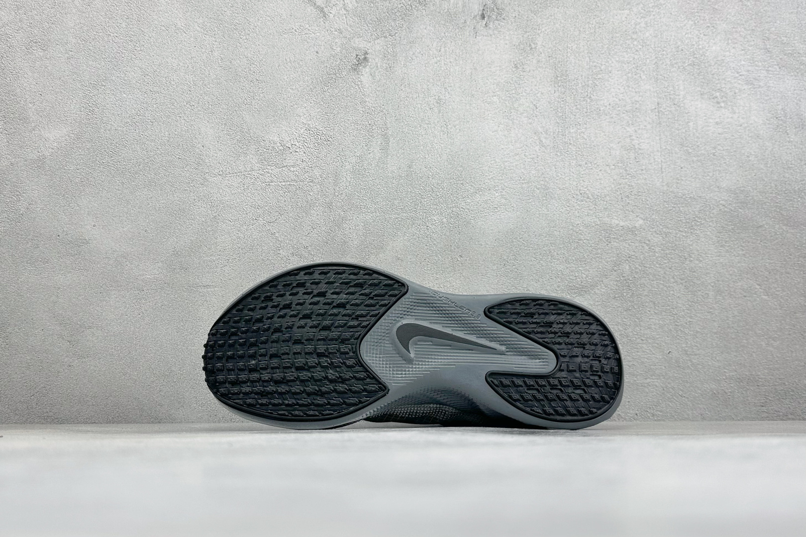 Y版Nike Ava X 耐克 舒适百搭耐磨低帮 休闲跑步鞋 采用轻盈的机能型织物鞋面 专为四季穿着而设计 流线型TPU Y版Nike Ava X 耐克 舒适百搭耐磨低帮 休闲跑步鞋 采用轻盈的机能型织物鞋面 专为四季穿着而设计 流线型TPU