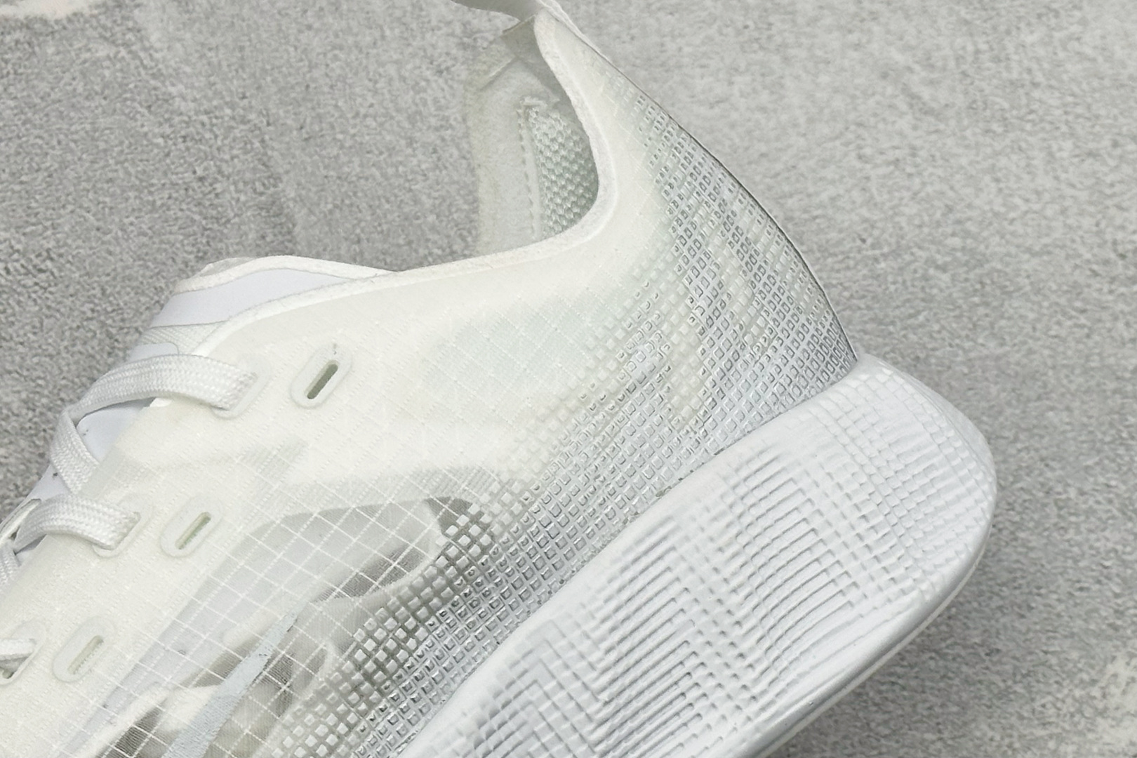 Y版Nike Ava X 耐克 舒适百搭耐磨低帮 休闲跑步鞋 采用轻盈的机能型织物鞋面 专为四季穿着而设计 流线型TPU