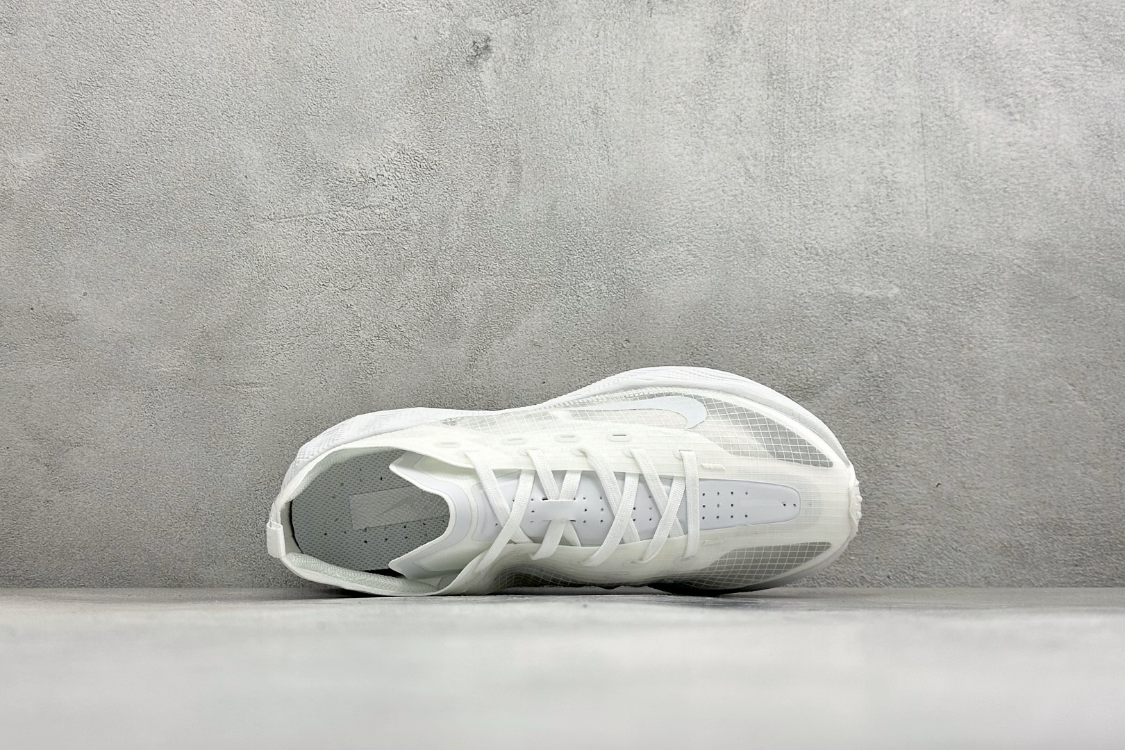 Y版Nike Ava X 耐克 舒适百搭耐磨低帮 休闲跑步鞋 采用轻盈的机能型织物鞋面 专为四季穿着而设计 流线型TPU