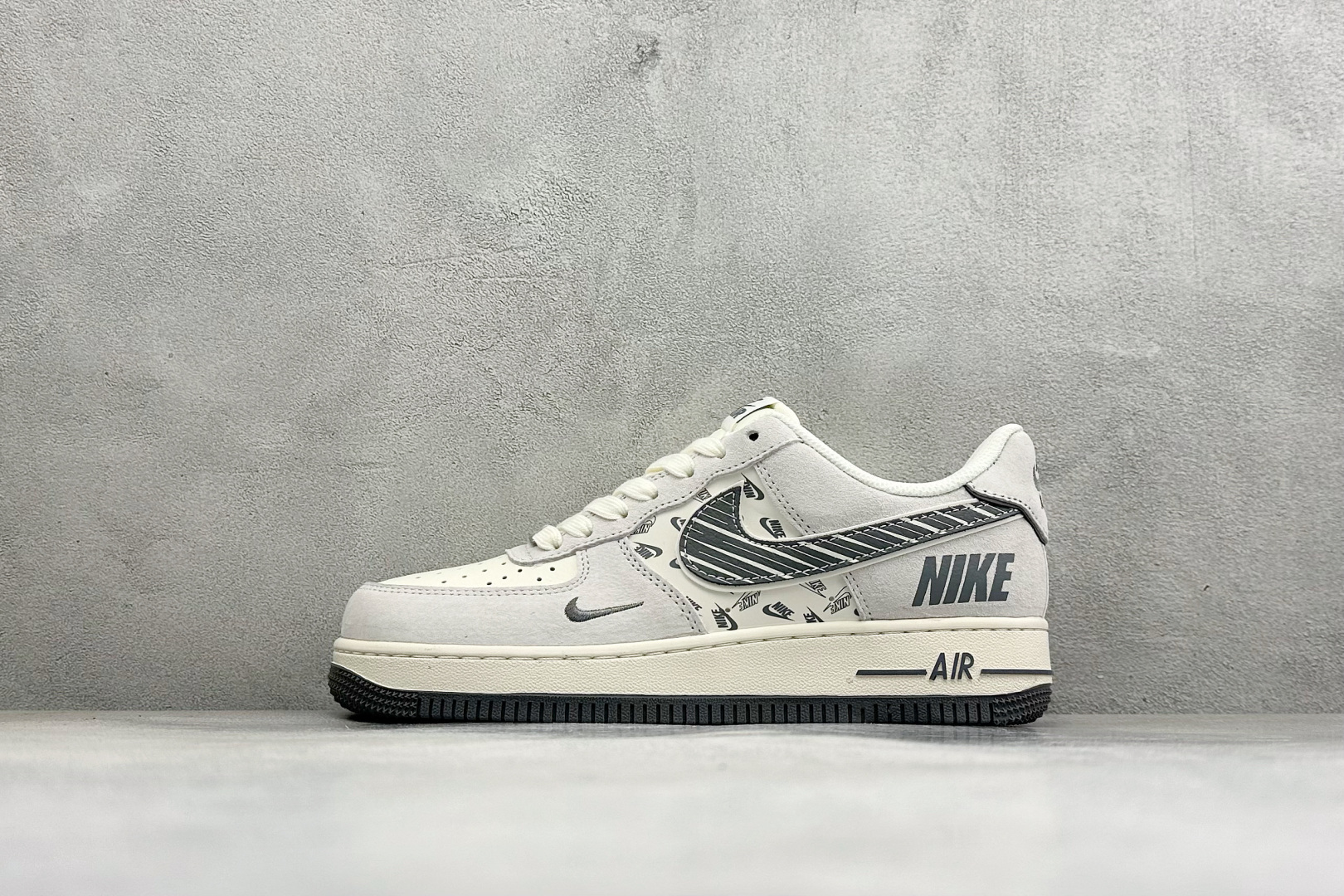 福利特价 Nike Air Force 1'07 Low 联名 空军一号低帮休闲板鞋 #原楦原纸板 纯正空军版型 内置全 福利特价 Nike Air Force 1'07 Low 联名 空军一号低帮休闲板鞋 #原楦原纸板 纯正空军版型 内置全