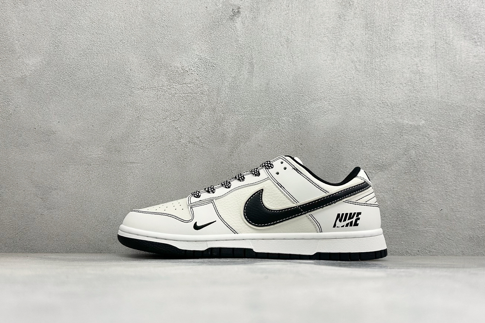 福利特价 Nike Dunk Low Retro 联名 周年高端定制 低帮休闲板鞋 #定制鞋盒 大厂纯原品质出货 超高清 福利特价 Nike Dunk Low Retro 联名 周年高端定制 低帮休闲板鞋 #定制鞋盒 大厂纯原品质出货 超高清