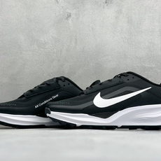 NIKE ACG PEGASUS TRAIL 网面耐磨防震跑步鞋 登月兼顾迅疾外观和稳固脚感 后跟覆面和中足动态支撑巧妙 NIKE ACG PEGASUS TRAIL 网面耐磨防震跑步鞋 登月兼顾迅疾外观和稳固脚感 后跟覆面和中足动态支撑巧妙