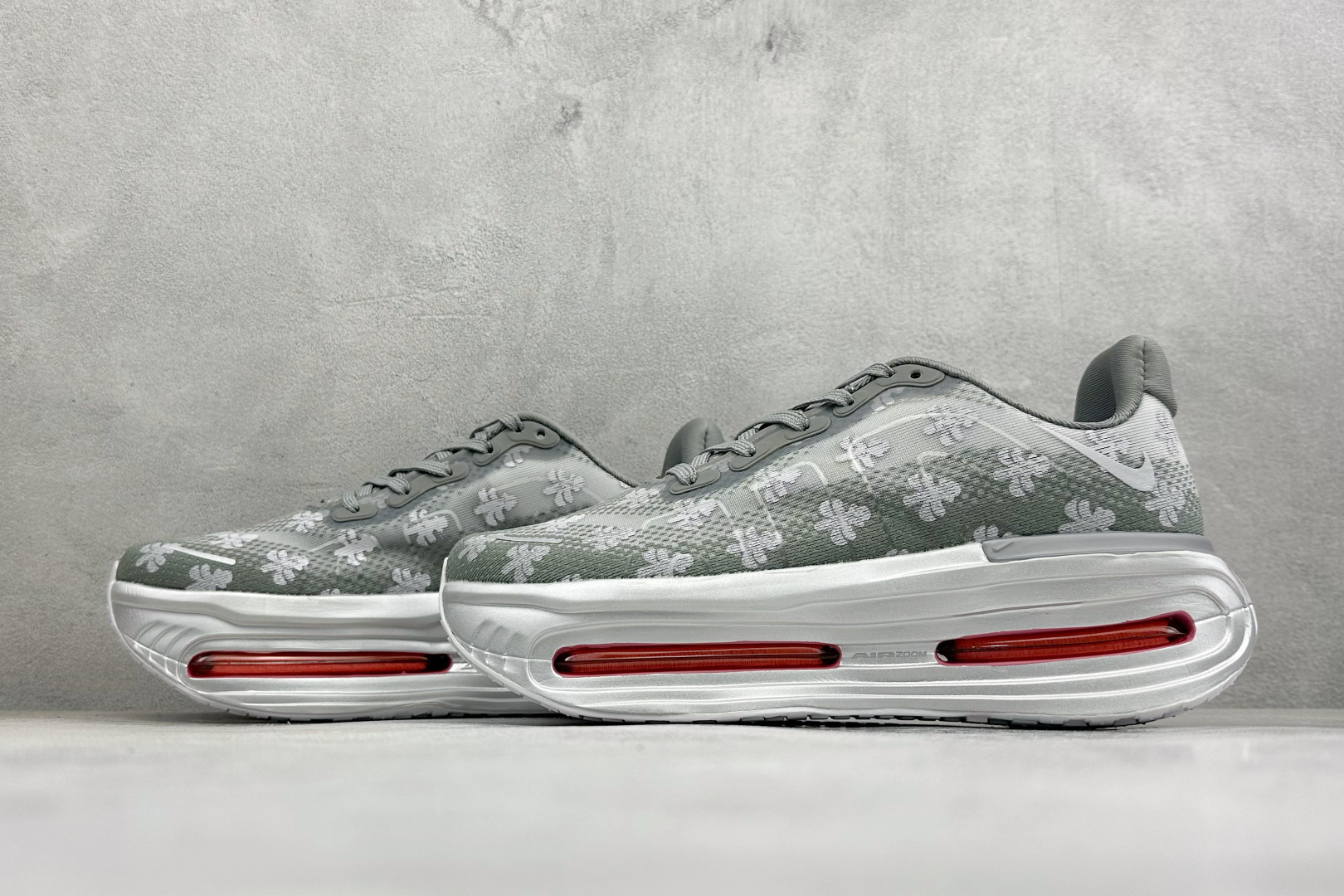 XL版Nike Air Zoom Pegasus Premium 全掌气垫缓震网面运动跑鞋 Nike 运用 Air技术专 XL版Nike Air Zoom Pegasus Premium 全掌气垫缓震网面运动跑鞋 Nike 运用 Air技术专