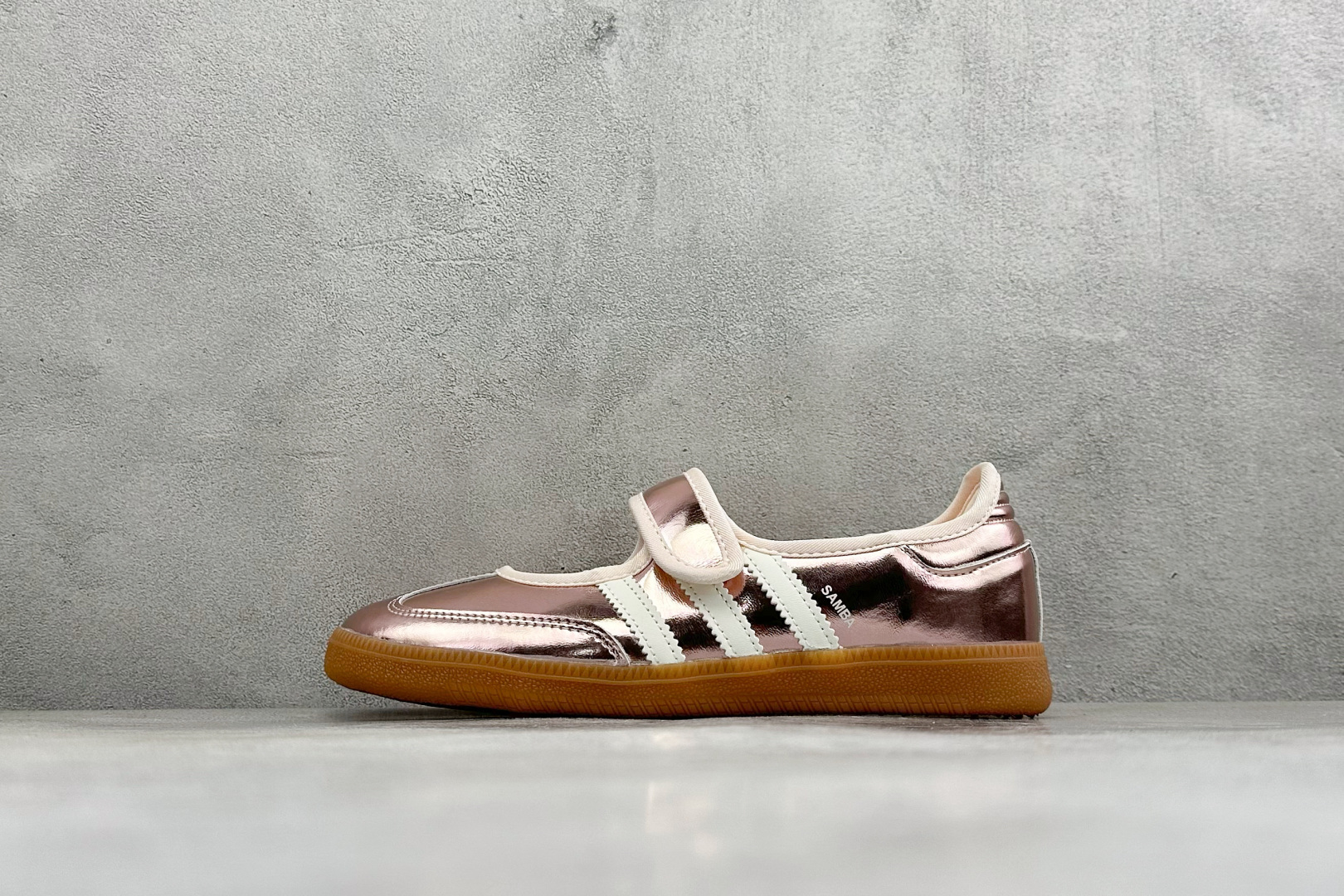 ZC版Adidas Samba Jane 阿迪达斯 玛丽珍懒人生活休闲鞋 货号：HQ7708 尺码：36-45 