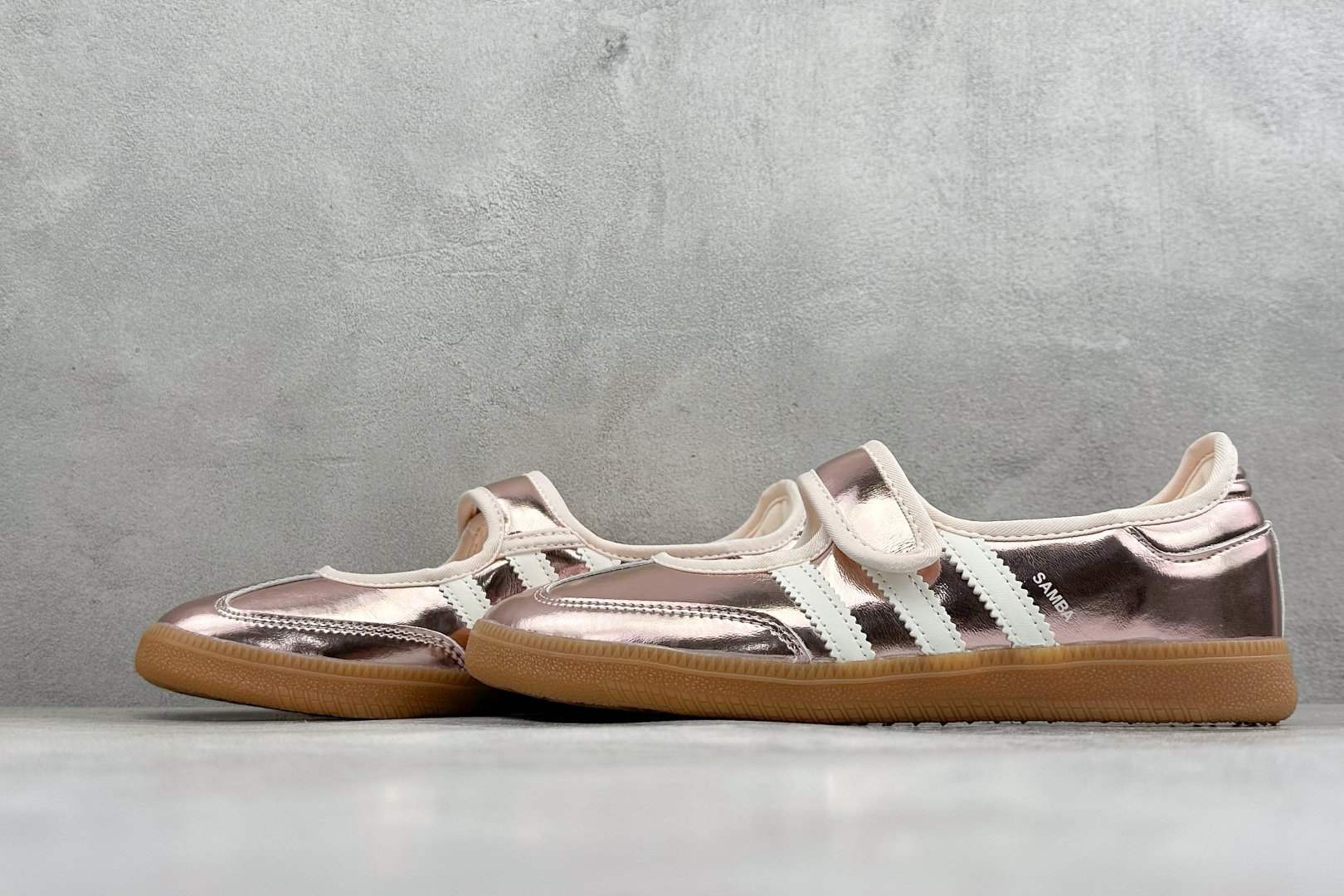 ZC版Adidas Samba Jane 阿迪达斯 玛丽珍懒人生活休闲鞋 货号：HQ7708 尺码：36-45 
