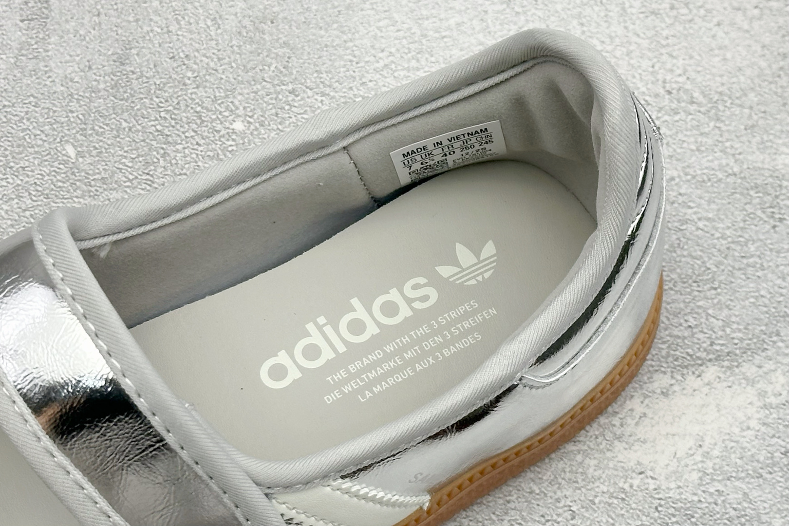 ZC版Adidas Samba Jane 阿迪达斯 玛丽珍懒人生活休闲鞋 货号：KK2502 尺码：36-45 