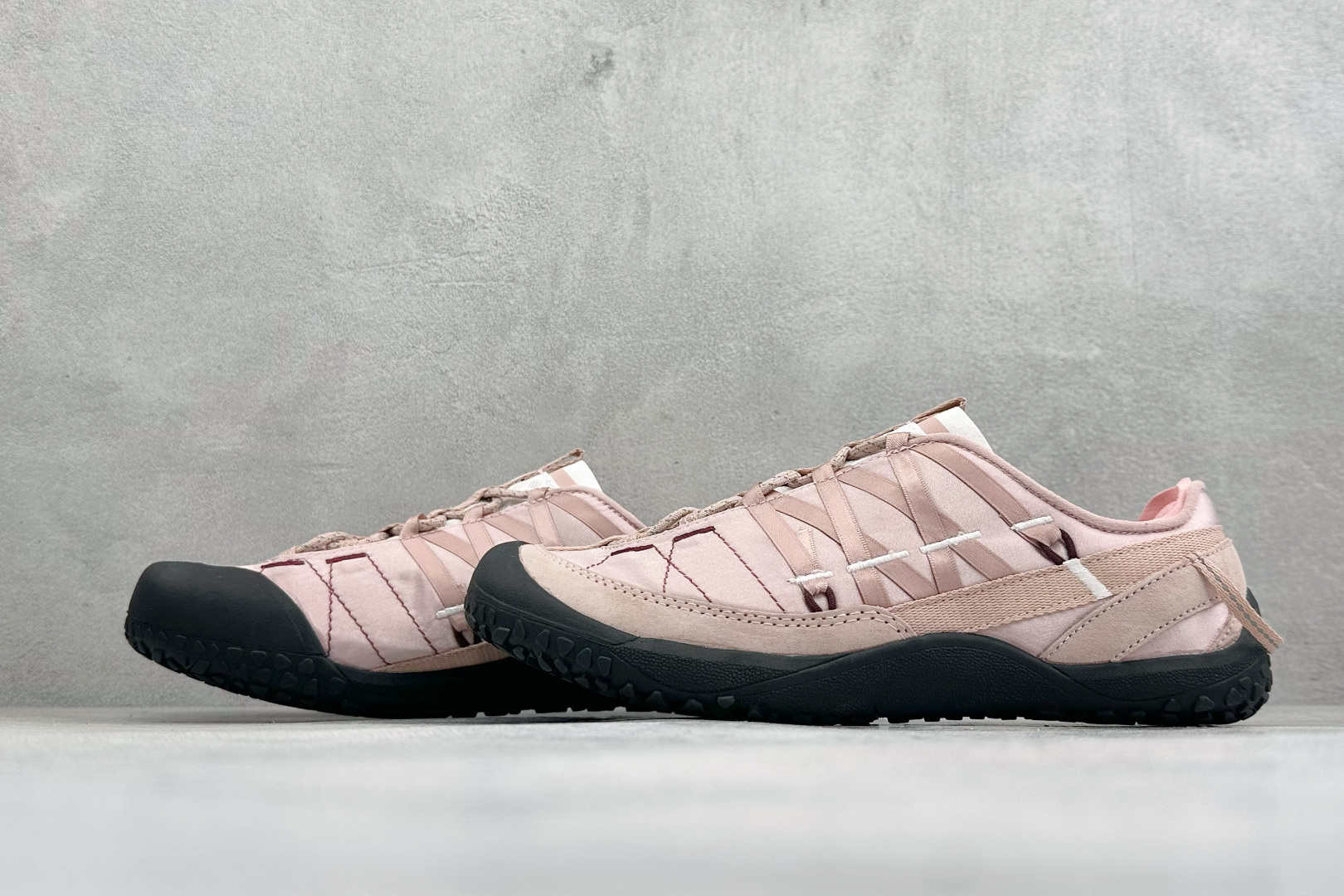 M版可隆KOLON SPORT ROAM VARY女款户外芭蕾风抓地透湿赤足休闲鞋 货号：LKFH6AT224-PK 尺