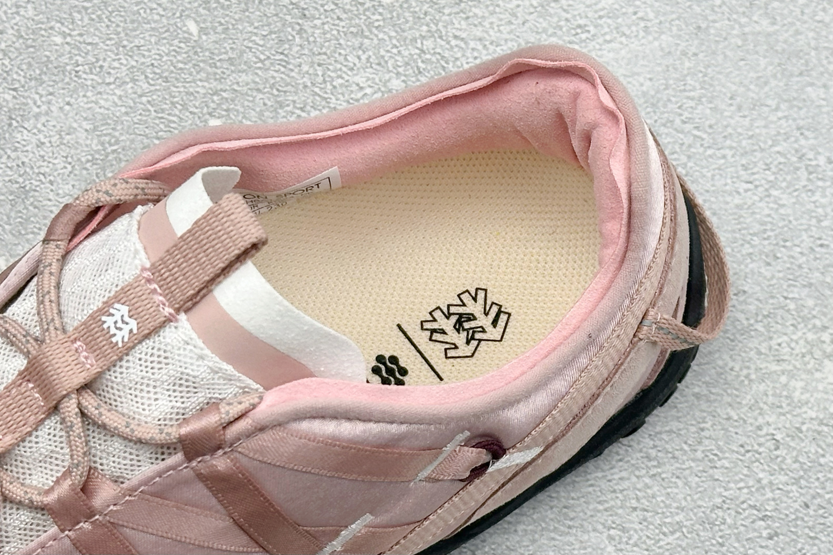 M版可隆KOLON SPORT ROAM VARY女款户外芭蕾风抓地透湿赤足休闲鞋 货号：LKFH6AT224-PK 尺