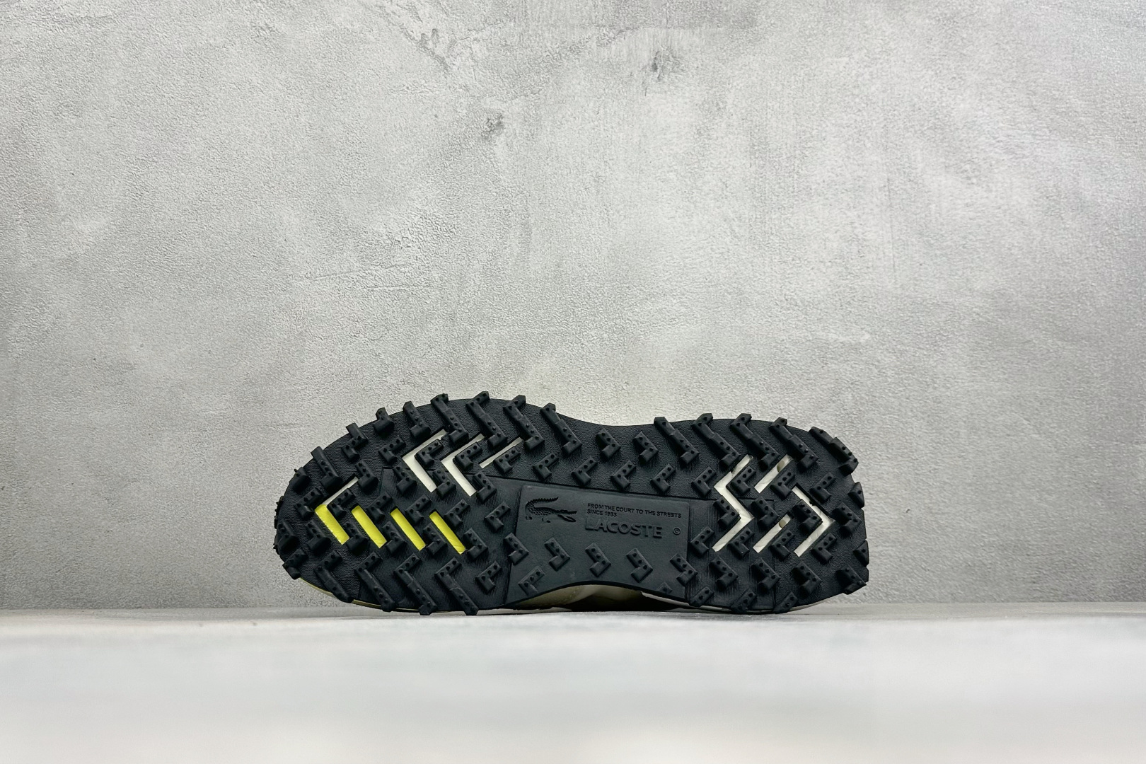 LACOSTE法国鳄鱼 织物牛剖层革 圆头系带 低帮 生活休闲鞋 尺码：40-45 
