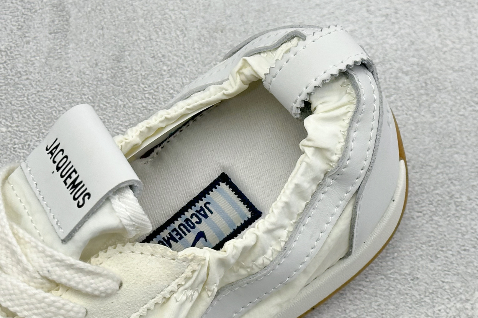 D版Jacquemus x Nike Moon Shoe SP网红薄底低帮生活休闲鞋 #鞋面采用柔软的尼龙材质与麂皮拼接 D版Jacquemus x Nike Moon Shoe SP网红薄底低帮生活休闲鞋 #鞋面采用柔软的尼龙材质与麂皮拼接