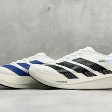 TY版AD ADIZERO EVO SL 2 阿迪超轻透气缓震跑鞋 以令人难以置信的138克重量,刷新了跑鞋轻量化的记录 TY版AD ADIZERO EVO SL 2 阿迪超轻透气缓震跑鞋 以令人难以置信的138克重量,刷新了跑鞋轻量化的记录