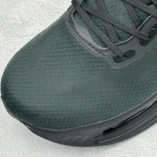 GS版Nike VOMERO PREMIUM 耐克 舒适减震防滑 低帮跑步鞋 全掌ReactX泡绵中底 前掌和后跟还配备 GS版Nike VOMERO PREMIUM 耐克 舒适减震防滑 低帮跑步鞋 全掌ReactX泡绵中底 前掌和后跟还配备