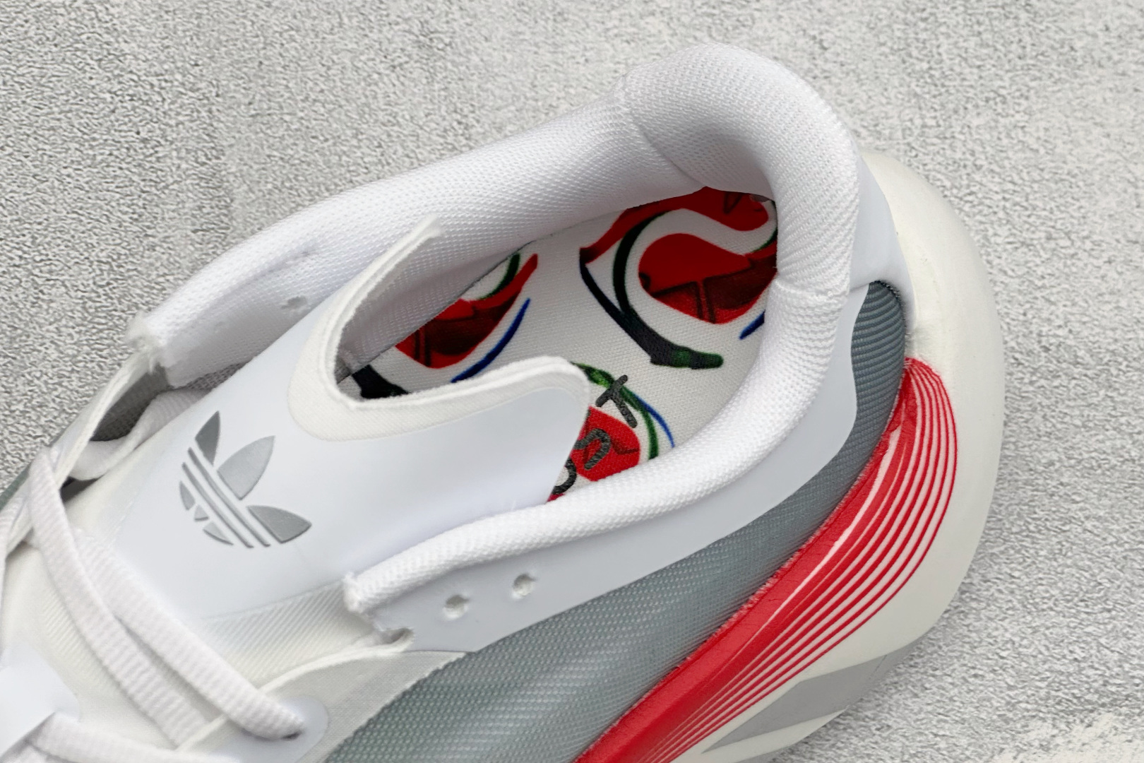 JF版Adidas HyperBoost Edge M 世界杯联名 阿迪爆米花透气缓震跑步鞋 货号：LC1127 尺码：