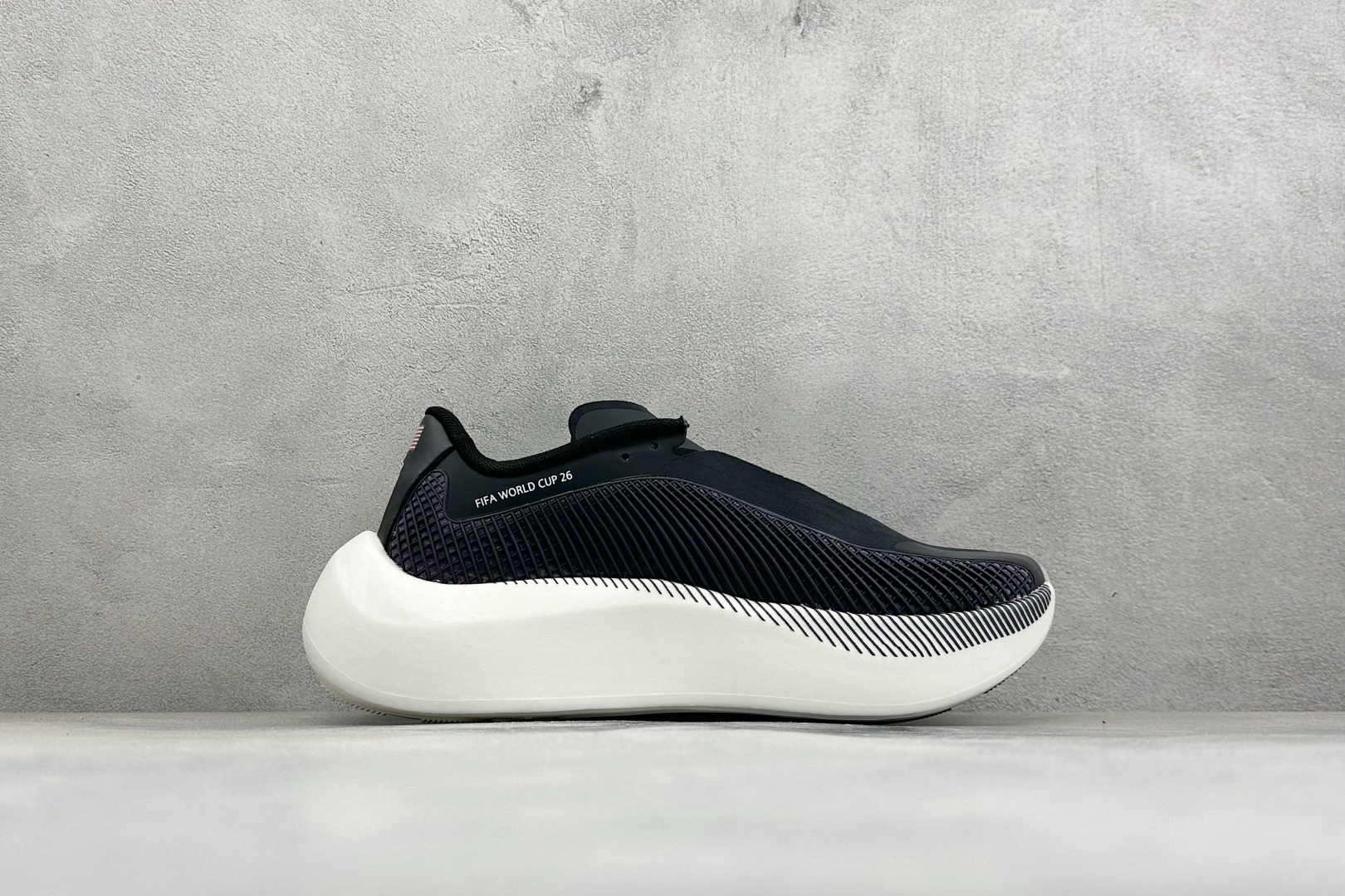 JF版Adidas HyperBoost Edge M 世界杯联名 阿迪爆米花透气缓震跑步鞋 货号：LC0505 尺码：