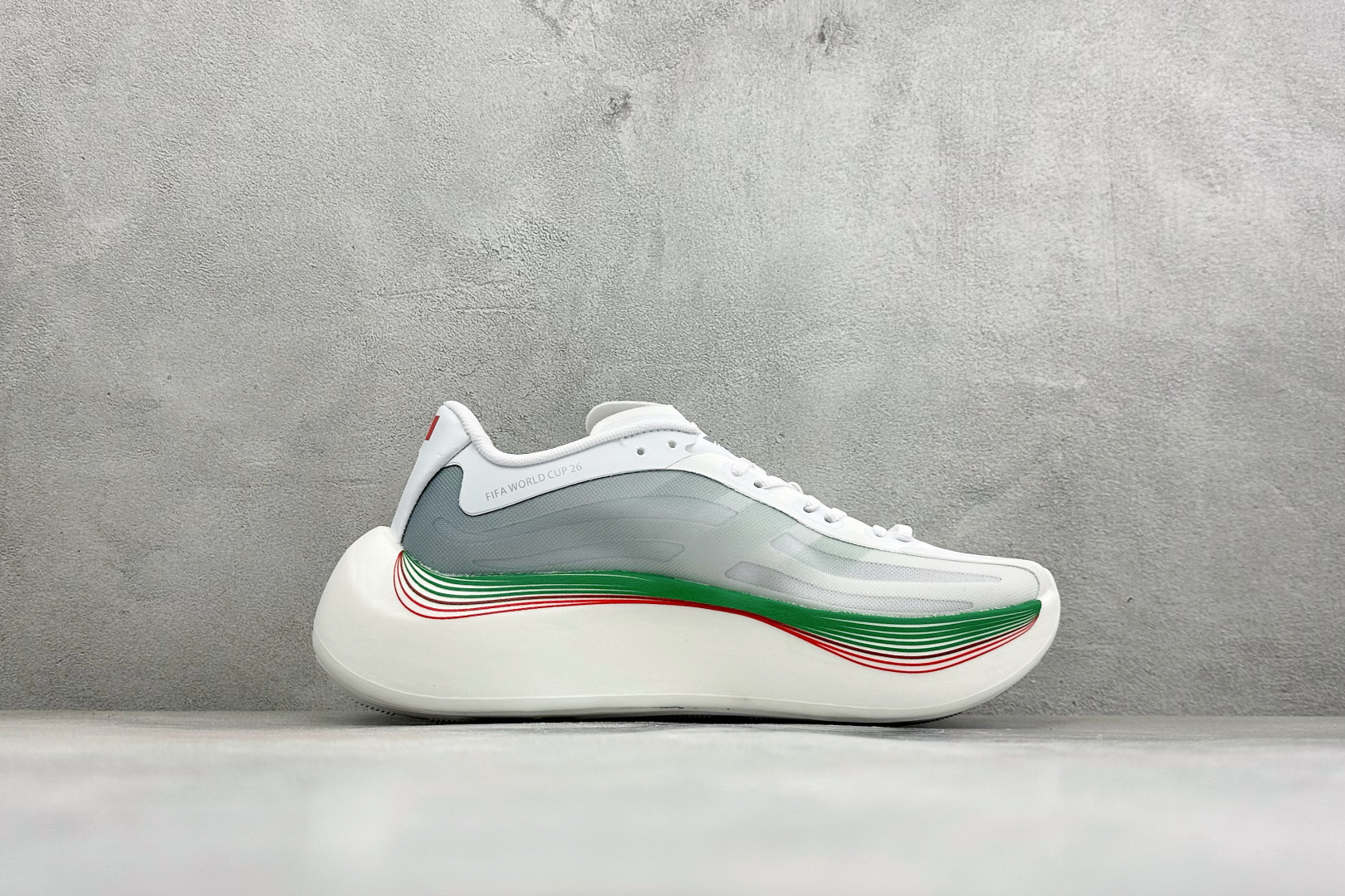JF版Adidas HyperBoost Edge M 世界杯联名 阿迪爆米花透气缓震跑步鞋 货号：LC1126 尺码：