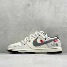 福利特价 Nike Dunk Low Retro 联名 周年高端定制 低帮休闲板鞋 #定制鞋盒 大厂纯原品质出货 超高清 福利特价 Nike Dunk Low Retro 联名 周年高端定制 低帮休闲板鞋 #定制鞋盒 大厂纯原品质出货 超高清