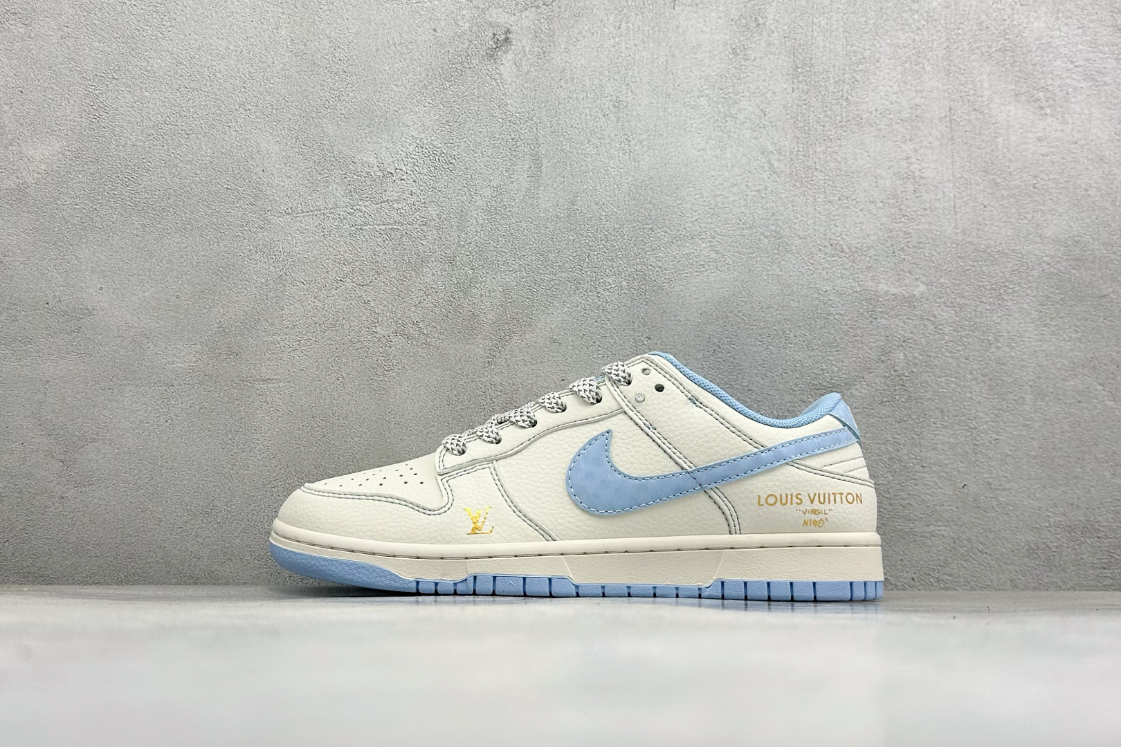 福利特价 Nike Dunk Low Retro 联名 周年高端定制 低帮休闲板鞋 #定制鞋盒 大厂纯原品质出货 超高清 福利特价 Nike Dunk Low Retro 联名 周年高端定制 低帮休闲板鞋 #定制鞋盒 大厂纯原品质出货 超高清
