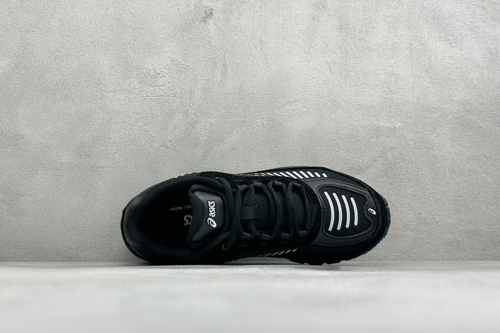 Asics Gel-Quantum 360 I AMP亚瑟士复古透气缓震耐磨跑步鞋 #鞋面采用无缝线鞋面,贴合脚型,穿着 Asics Gel-Quantum 360 I AMP亚瑟士复古透气缓震耐磨跑步鞋 #鞋面采用无缝线鞋面,贴合脚型,穿着