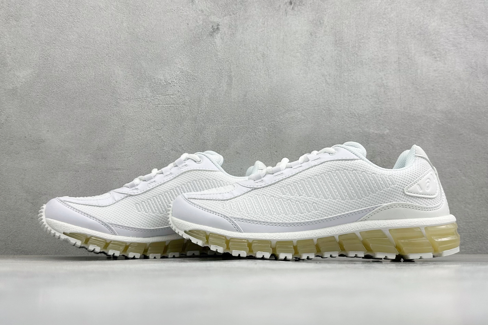 Asics Gel-Quantum 360 I AMP亚瑟士复古透气缓震耐磨跑步鞋 #鞋面采用无缝线鞋面,贴合脚型,穿着 Asics Gel-Quantum 360 I AMP亚瑟士复古透气缓震耐磨跑步鞋 #鞋面采用无缝线鞋面,贴合脚型,穿着