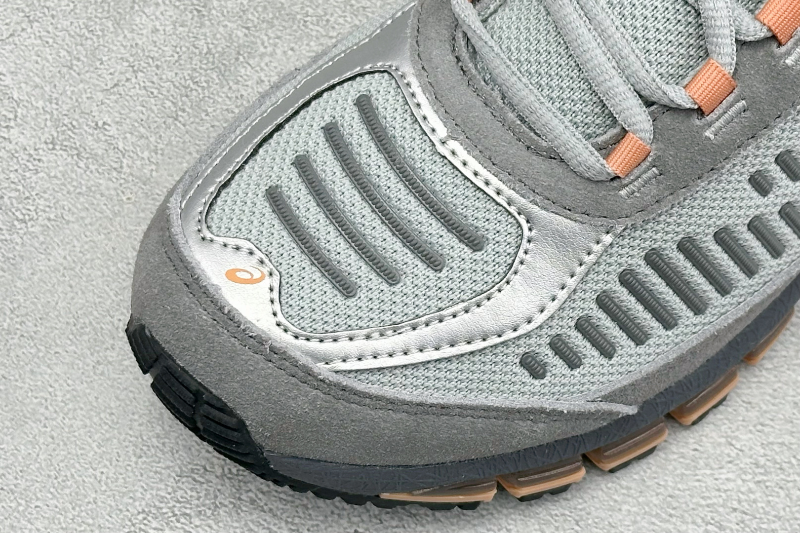 Asics Gel-Quantum 360 I AMP亚瑟士复古透气缓震耐磨跑步鞋 #鞋面采用无缝线鞋面，贴合脚型，穿着