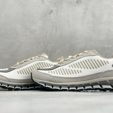 Asics Gel-Quantum 360 I AMP亚瑟士复古透气缓震耐磨跑步鞋 #鞋面采用无缝线鞋面,贴合脚型,穿着 Asics Gel-Quantum 360 I AMP亚瑟士复古透气缓震耐磨跑步鞋 #鞋面采用无缝线鞋面,贴合脚型,穿着