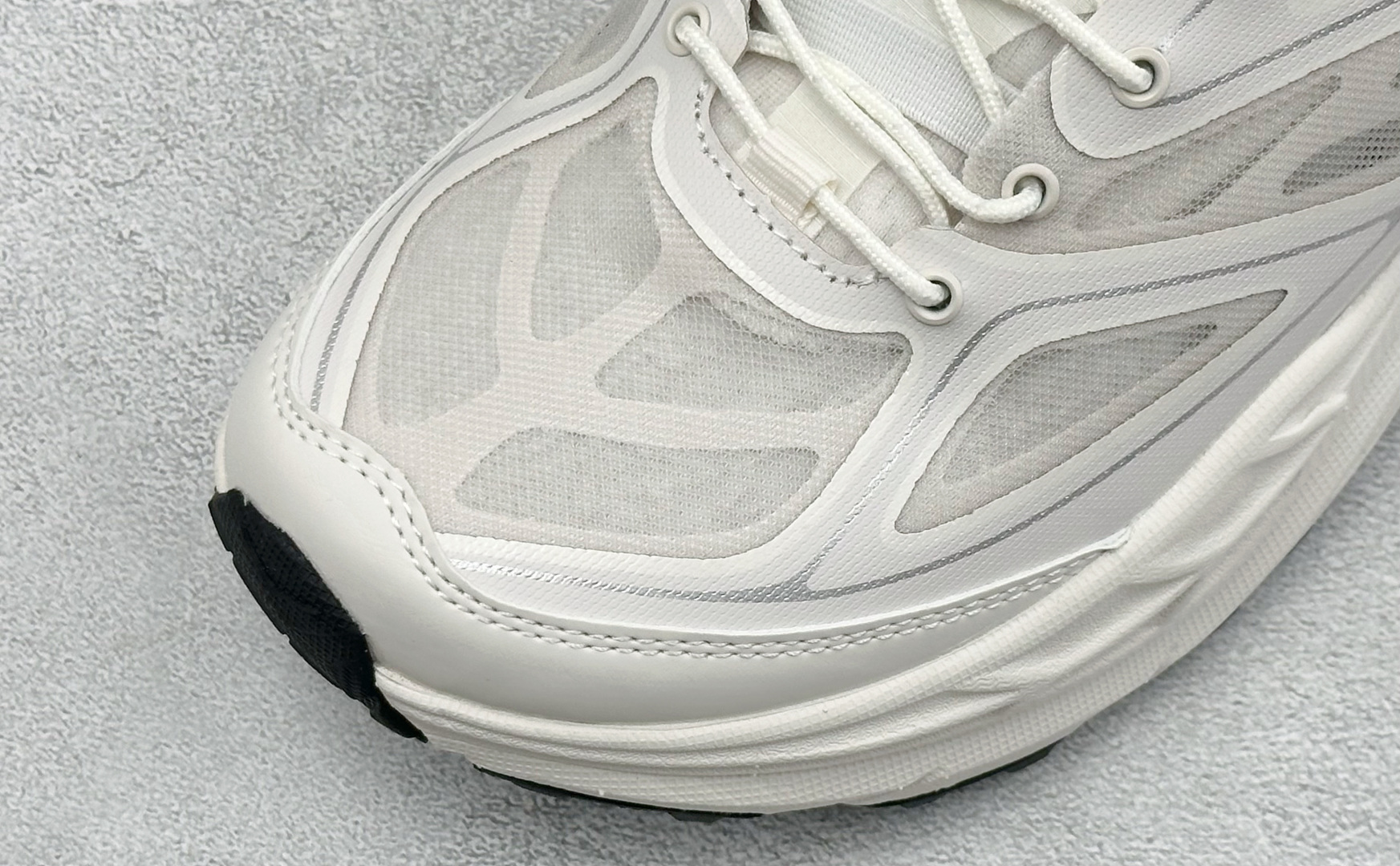 Hoka One One Stinson 7 舒适防滑 轻便减震 低帮专业越野跑步鞋 新型缓震材料 使你的身体对鞋子的缓 Hoka One One Stinson 7 舒适防滑 轻便减震 低帮专业越野跑步鞋 新型缓震材料 使你的身体对鞋子的缓