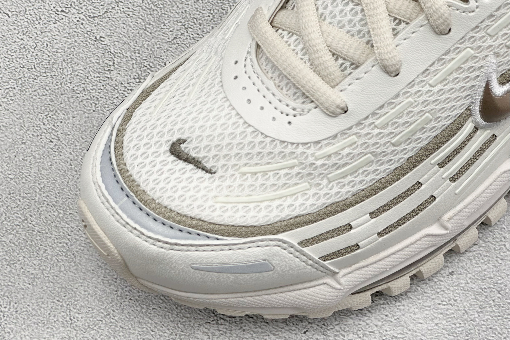 纯原NK Air Max TL 2.5 SP全新配色子弹复古联名减震气垫跑步鞋 打造全市场最强版本子弹 这里只对比原鞋原