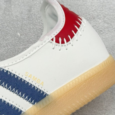 FX版Adidas三叶草SAMBA Jane W 玛丽珍鞋 该鞋款鞋面采用多种材料拼接(缝/车线) Superstar系 FX版Adidas三叶草SAMBA Jane W 玛丽珍鞋 该鞋款鞋面采用多种材料拼接(缝/车线) Superstar系