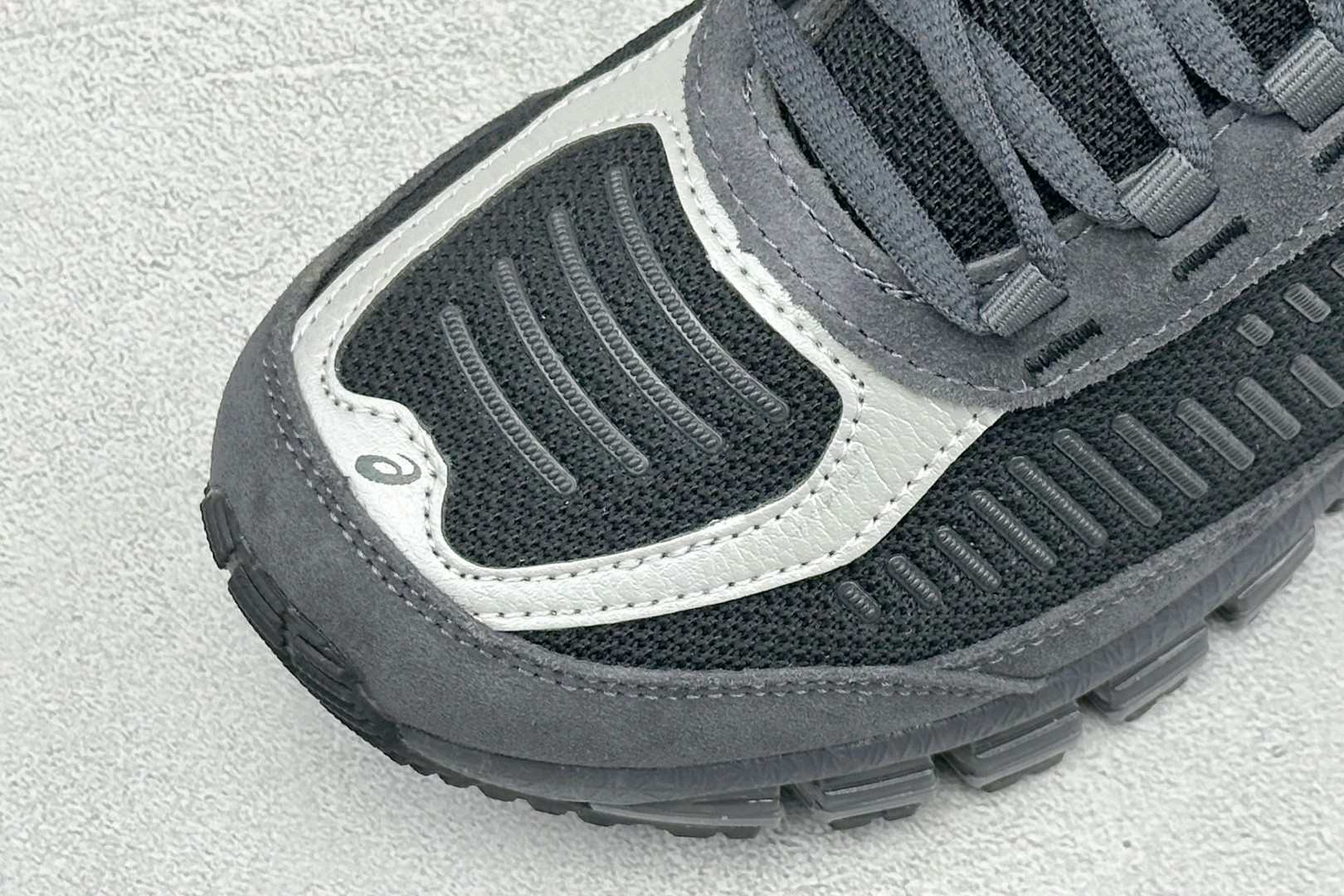 Asics Gel-Quantum 360 I AMP亚瑟士复古透气缓震耐磨跑步鞋 #鞋面采用无缝线鞋面，贴合脚型，穿着