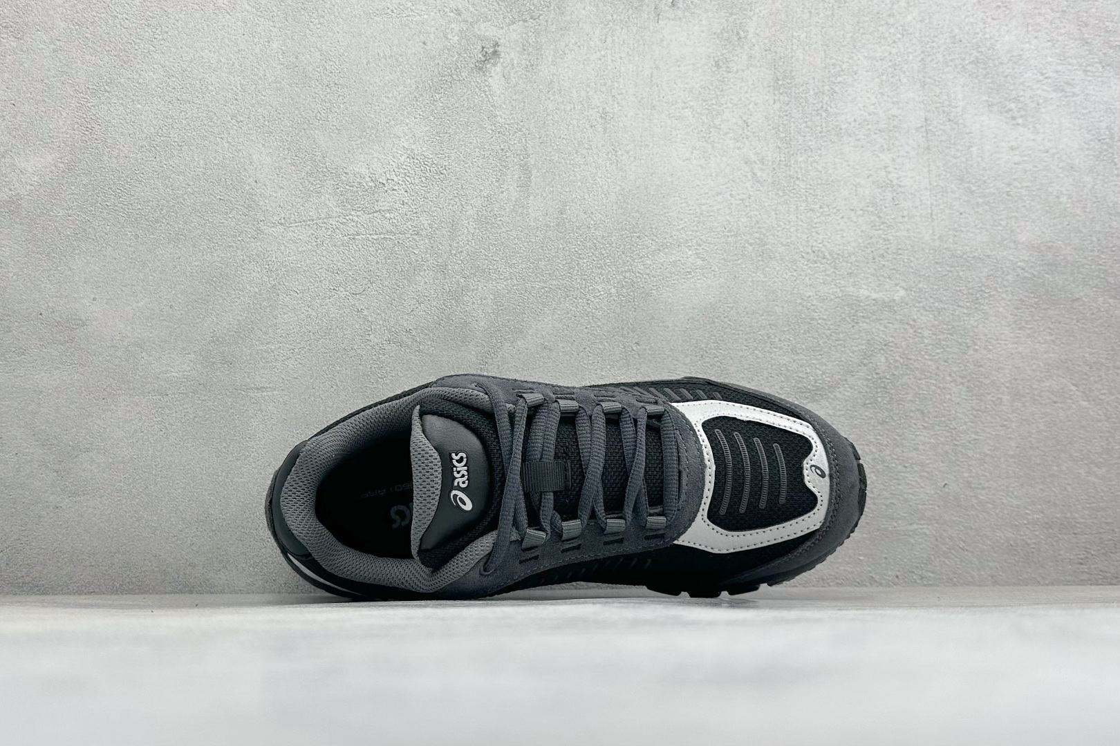 Asics Gel-Quantum 360 I AMP亚瑟士复古透气缓震耐磨跑步鞋 #鞋面采用无缝线鞋面，贴合脚型，穿着