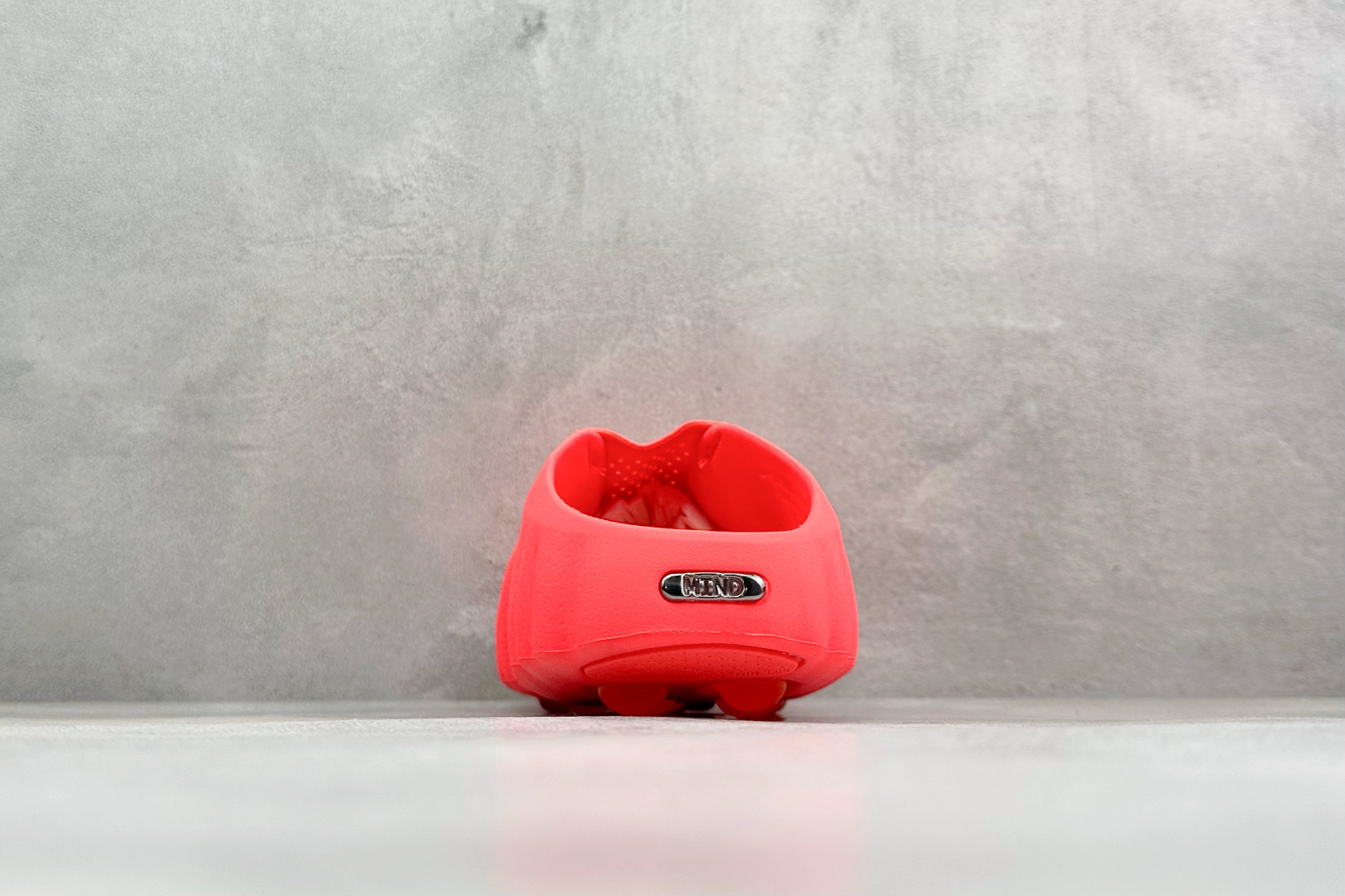 Nike Mind 001 神经科学足底按摩拖鞋 #全新热门款 从神经科学中汲取灵感 鞋面采用穿孔透气织物材质 鞋底22