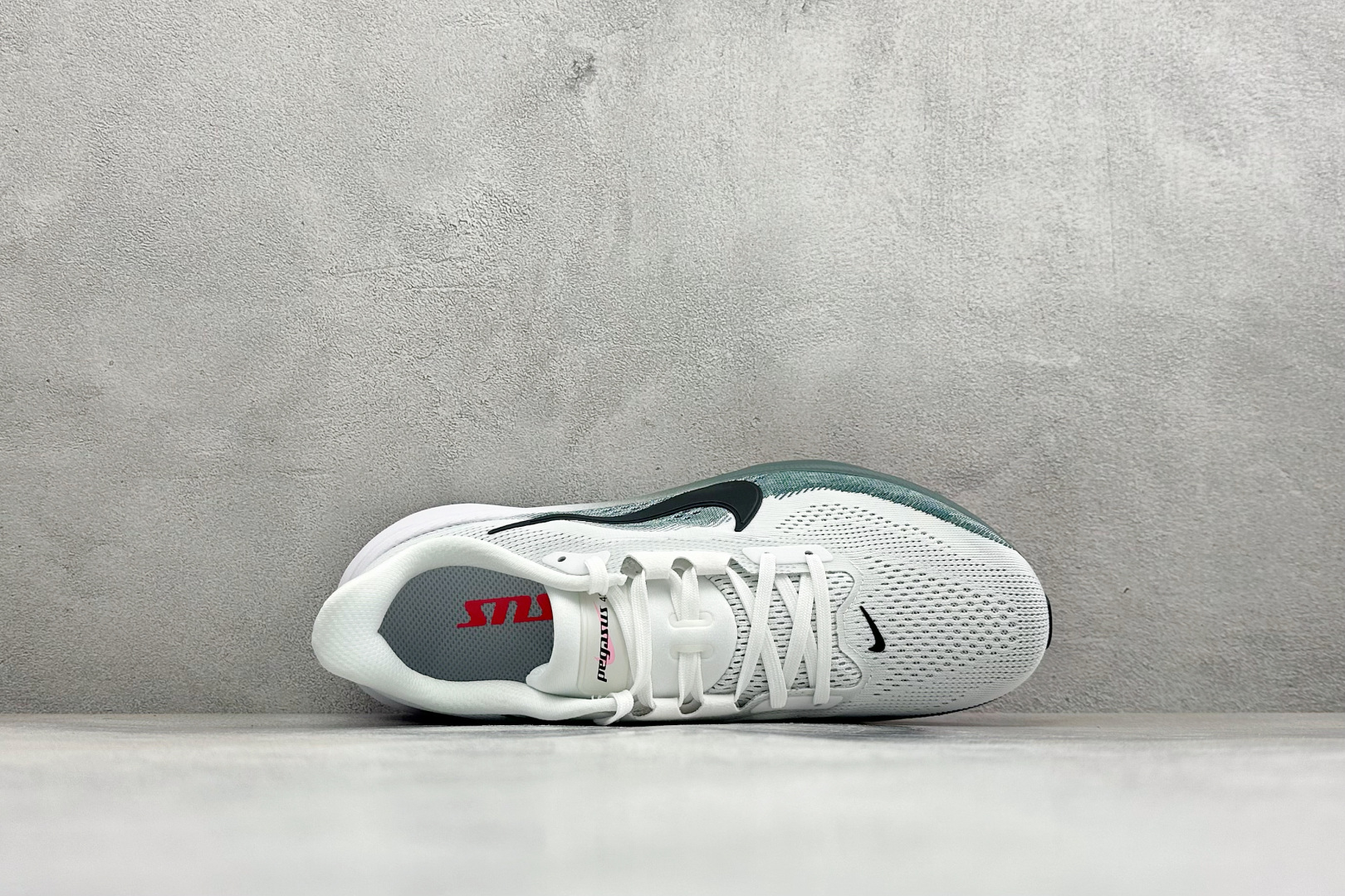 Nike Air Zoom Pegasus 42 耐克网面透气轻便耐磨跑鞋 货号：IB1873-110 尺码：39-48