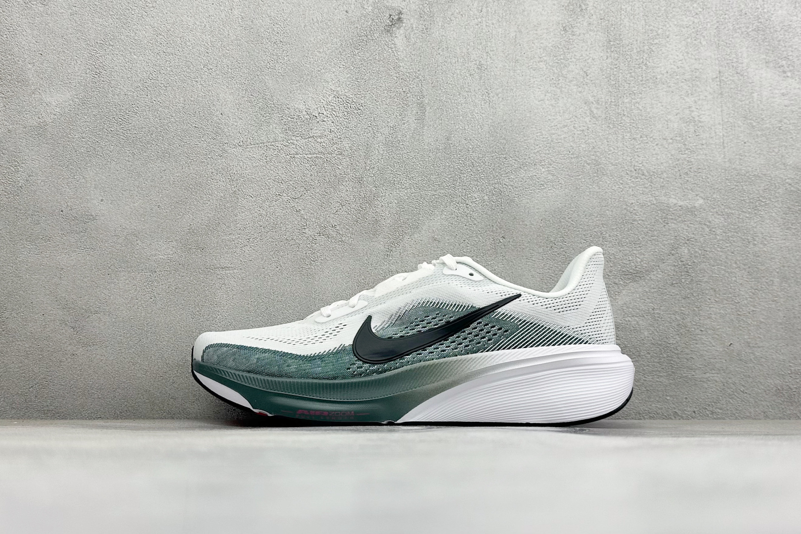 Nike Air Zoom Pegasus 42 耐克网面透气轻便耐磨跑鞋 货号：IB1873-110 尺码：39-48
