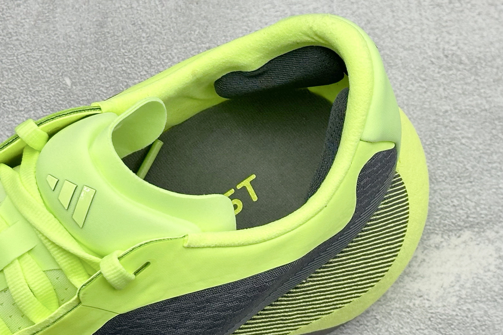 RS版Adidas Hyperboost EDGE 阿迪达斯 耐磨缓震 Boost 爆米花 休闲运动跑鞋 货号: KI4