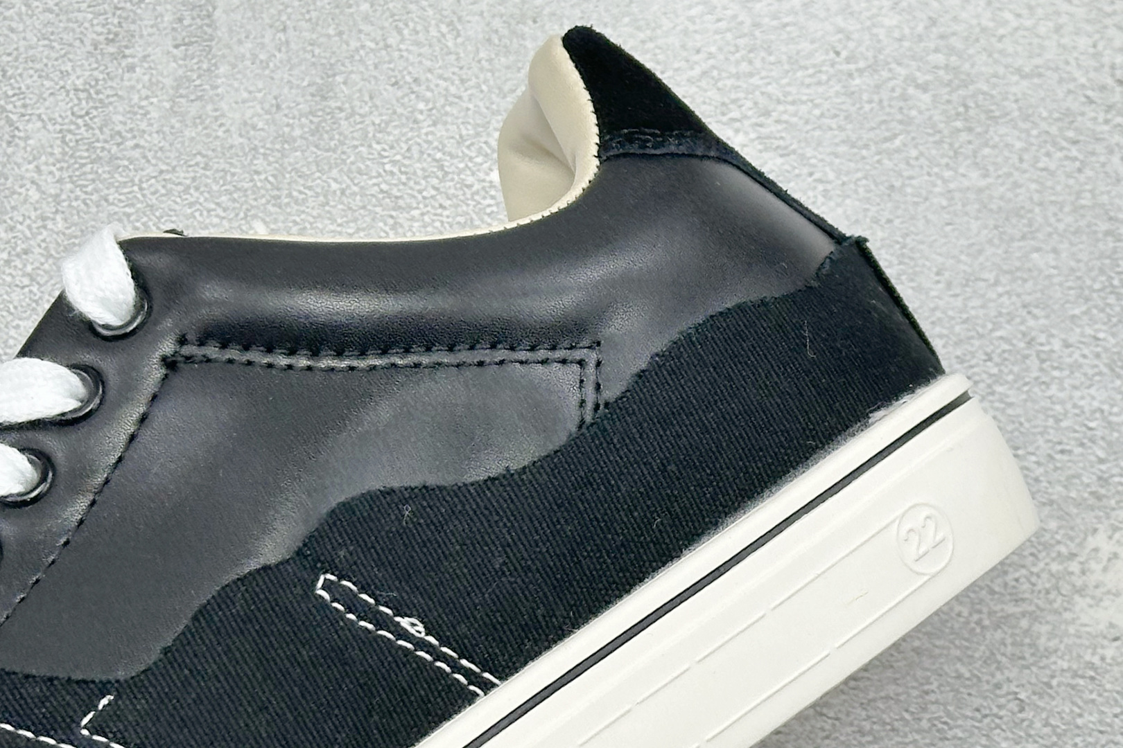 Maison Margiela梅森马吉拉 Evolution 舒适休闲低帮板鞋 货号：S57WS0391 尺码：36-4