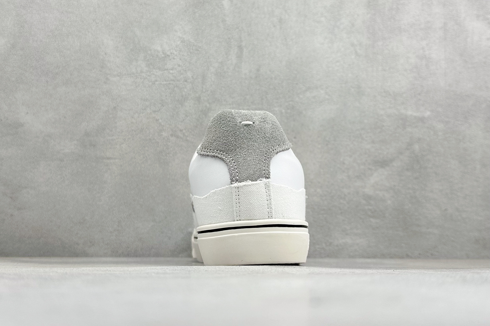 Maison Margiela梅森马吉拉 Evolution 舒适休闲低帮板鞋 货号：S57WS0391 尺码：36-4