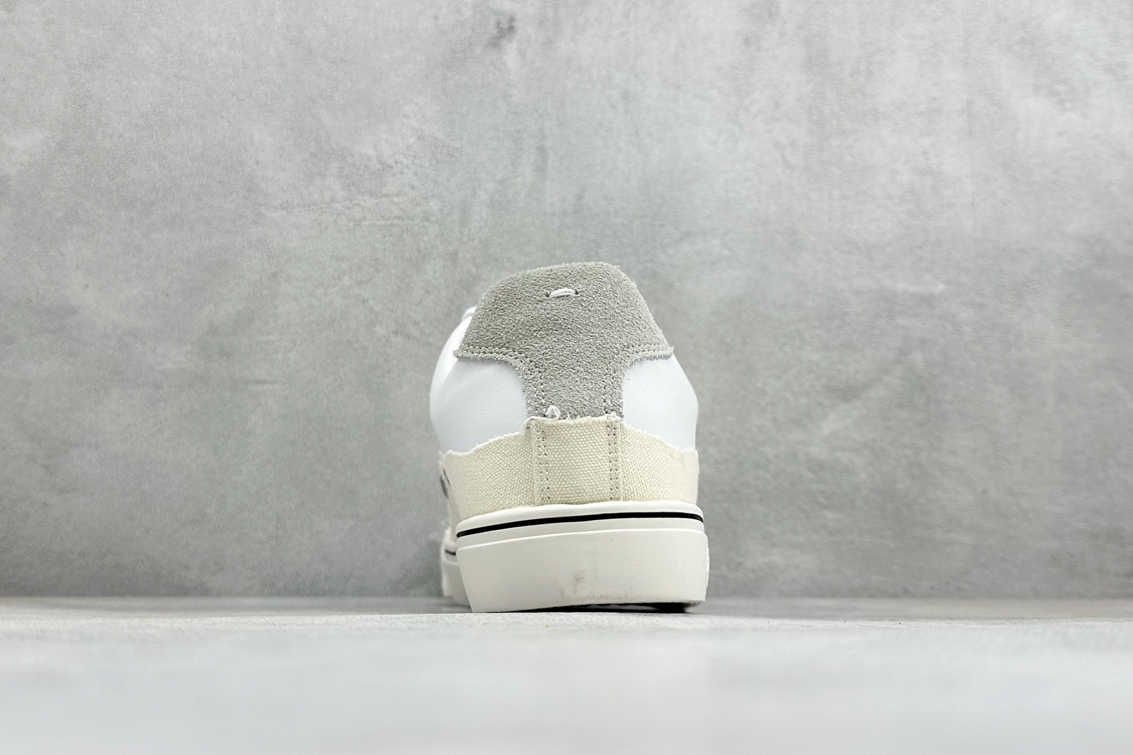 Maison Margiela梅森马吉拉 Evolution 舒适休闲低帮板鞋 货号：S57WS0391 尺码：36-4