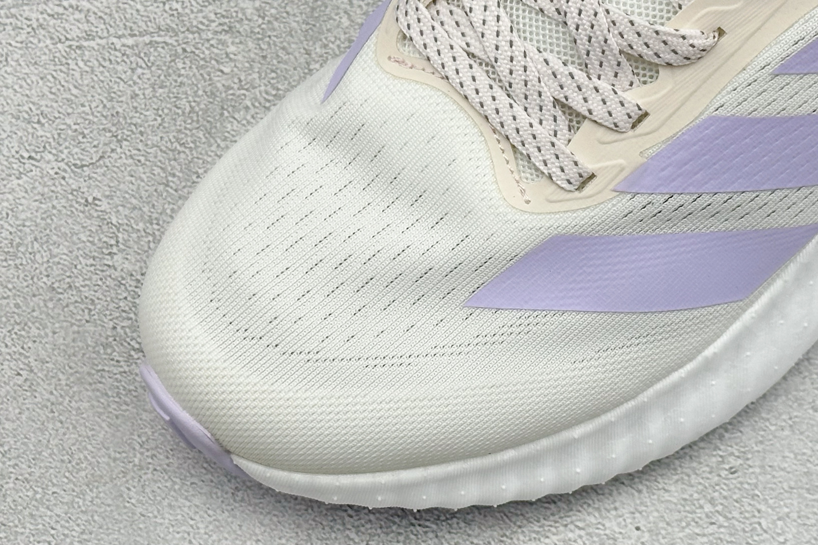 Adidas Swltch Fwd M 耐磨透气防震跑步鞋 保暖弹力透气贾卡鞋面 正确高弹轻量 发泡德国马牌橡胶大底 B