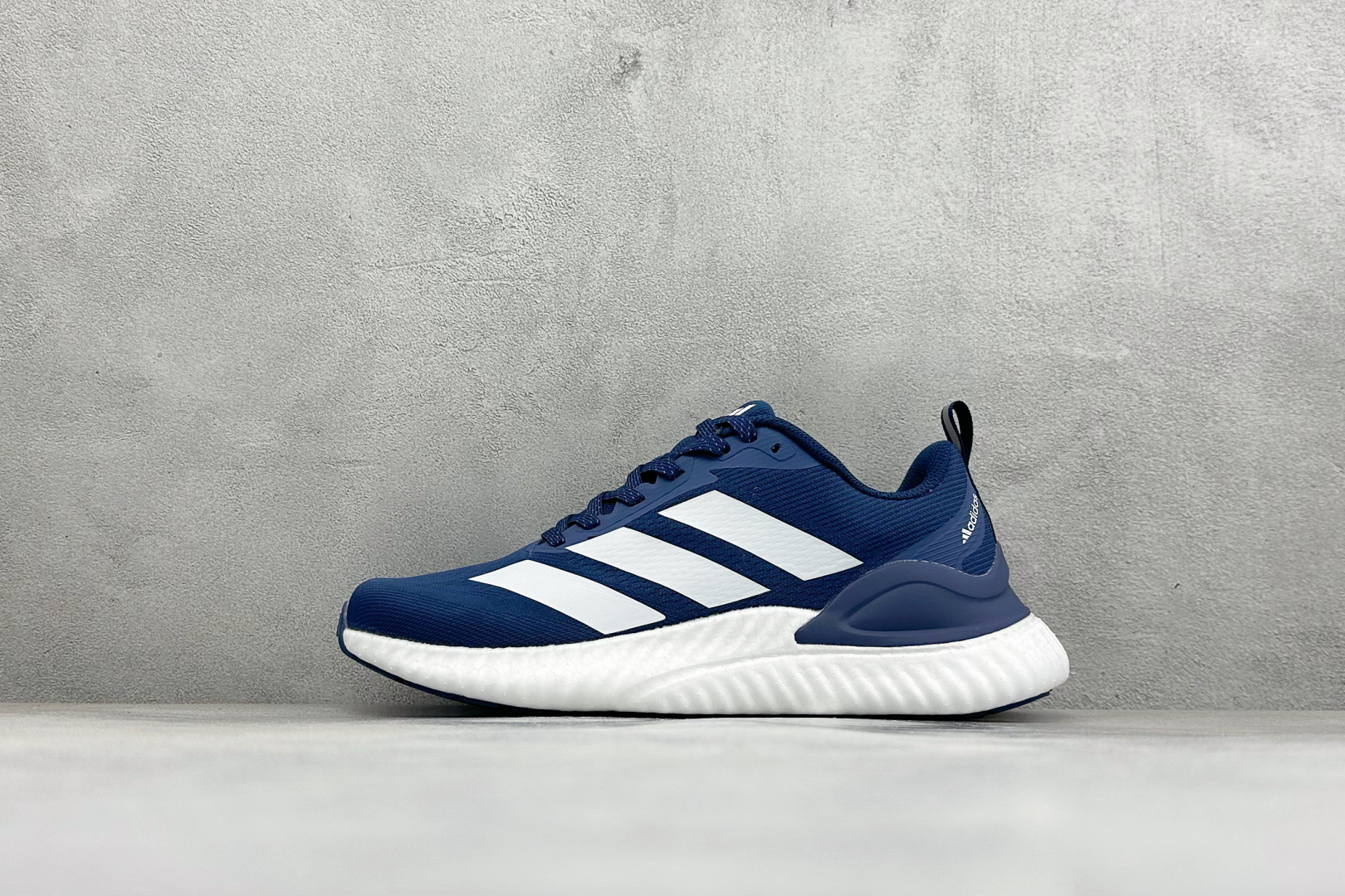 Adidas Swltch Fwd M 耐磨透气防震跑步鞋 保暖弹力透气贾卡鞋面 正确高弹轻量 发泡德国马牌橡胶大底 B Adidas Swltch Fwd M 耐磨透气防震跑步鞋 保暖弹力透气贾卡鞋面 正确高弹轻量 发泡德国马牌橡胶大底 B