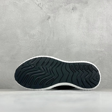 Adidas Swltch Fwd M 耐磨透气防震跑步鞋 保暖弹力透气贾卡鞋面 正确高弹轻量 发泡德国马牌橡胶大底 B Adidas Swltch Fwd M 耐磨透气防震跑步鞋 保暖弹力透气贾卡鞋面 正确高弹轻量 发泡德国马牌橡胶大底 B