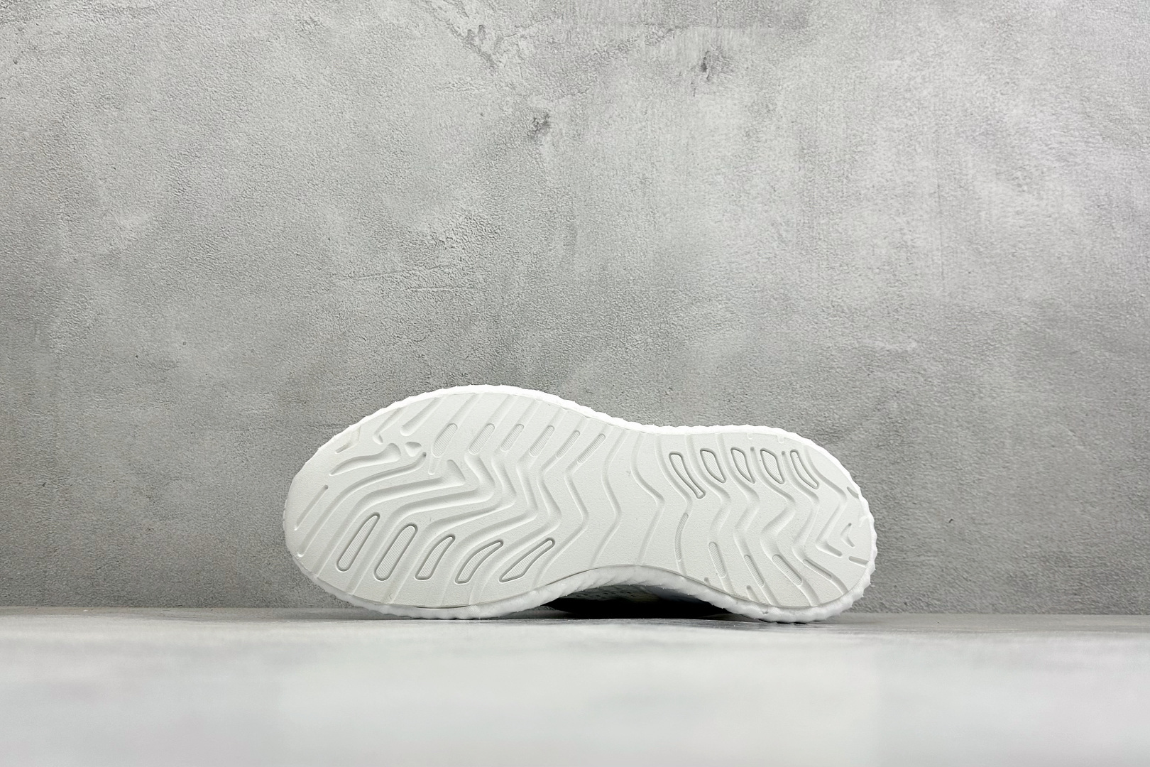 Adidas Swltch Fwd M 耐磨透气防震跑步鞋 保暖弹力透气贾卡鞋面 正确高弹轻量 发泡德国马牌橡胶大底 B Adidas Swltch Fwd M 耐磨透气防震跑步鞋 保暖弹力透气贾卡鞋面 正确高弹轻量 发泡德国马牌橡胶大底 B